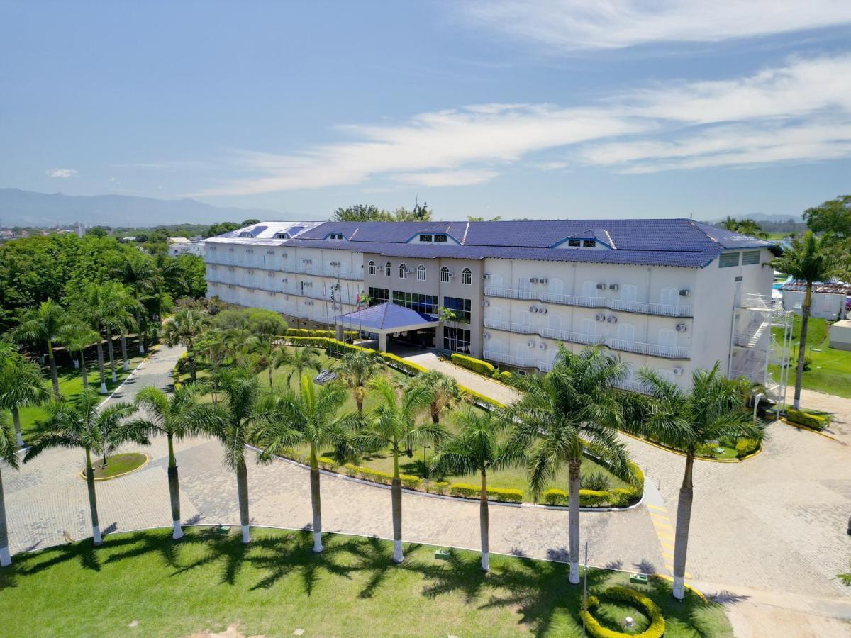 Colonial Plaza Hotel Pindamonhangaba Exterior foto